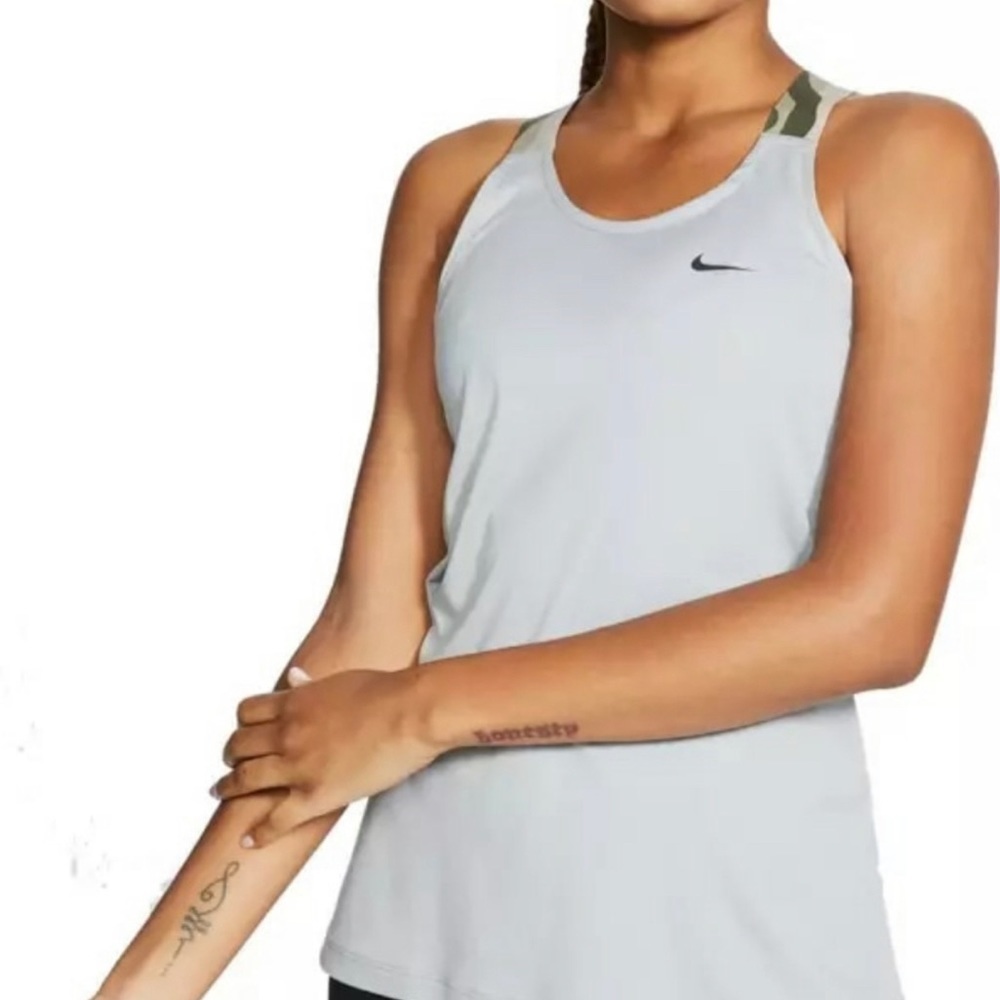 Nike | Women’s Camo Print Tank Top - Picture 2 of 7